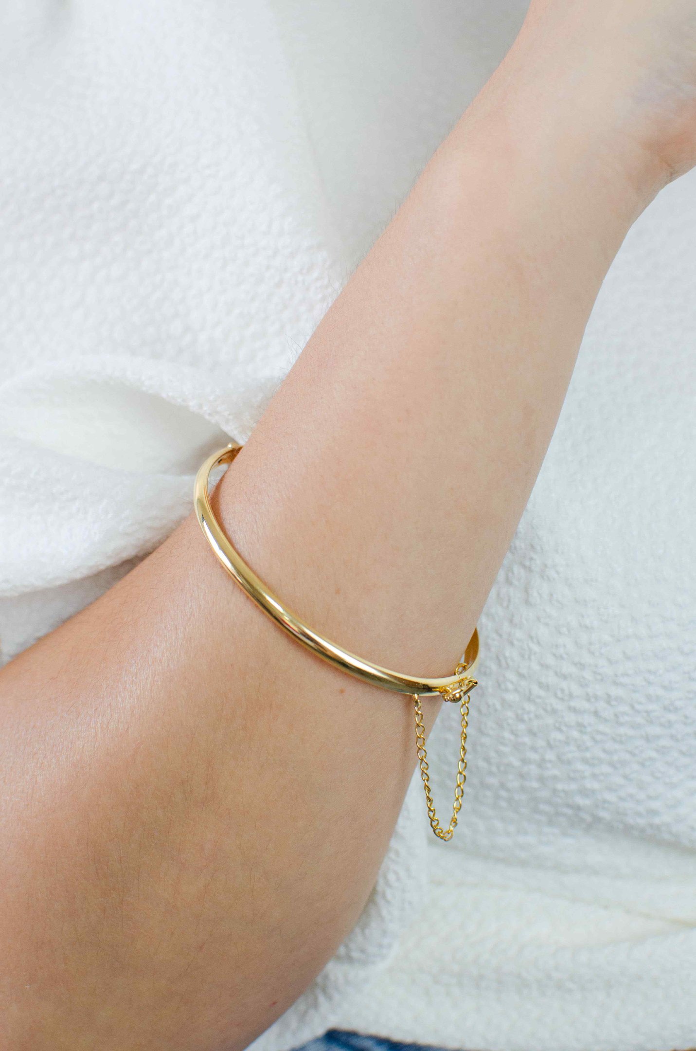 Bracelete Liso com Fecho Banhado a Ouro 18k