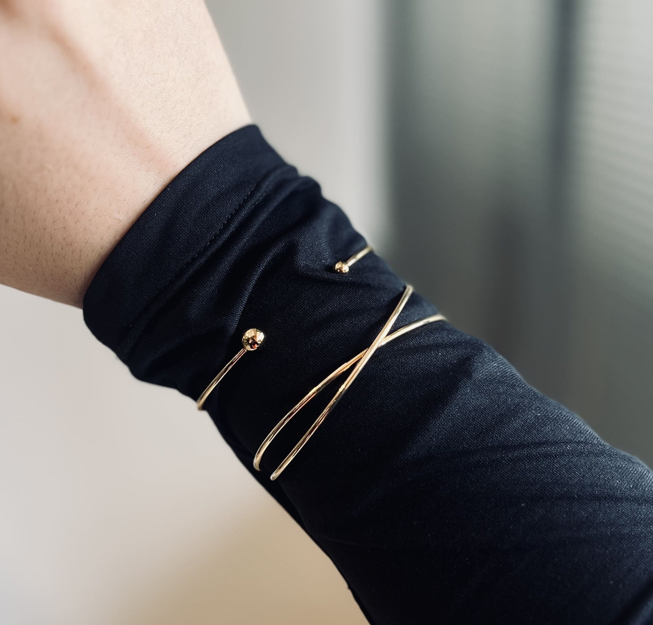Bracelete Orgânico Fino Banhado a Ouro 18k