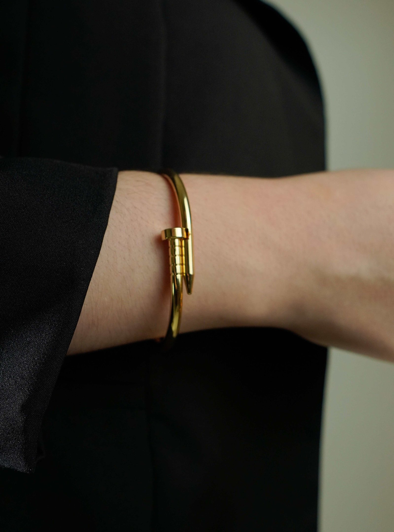 Bracelete Prego Banhado a Ouro 18k