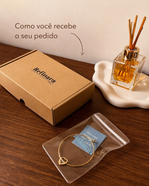 Brinco Gota ABS Banhado a Ródio Branco