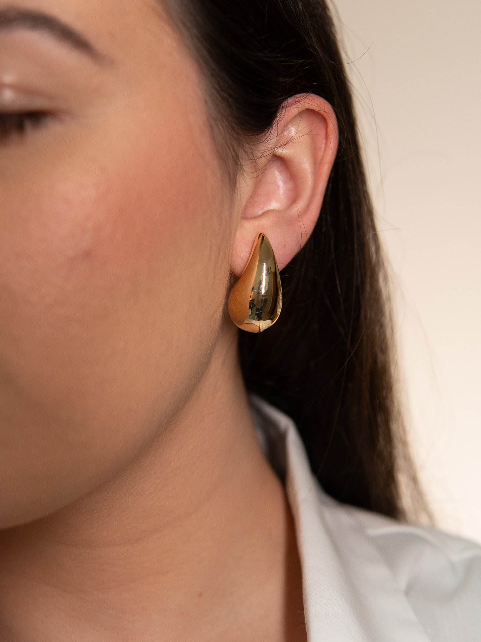 Brinco Gota ABS G Banhado a Ouro 18k