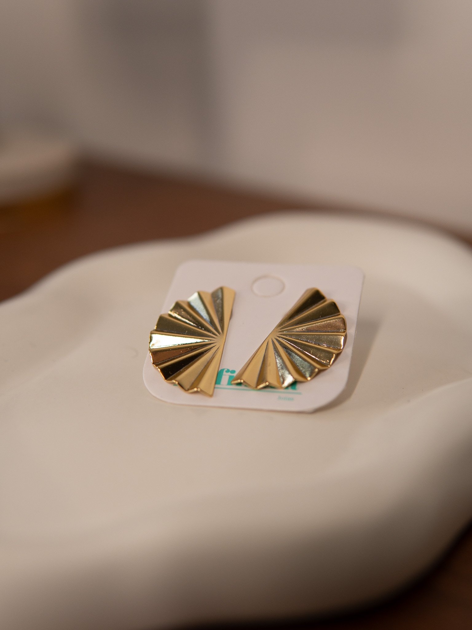 Brinco Leque médio Banhado a Ouro 18k