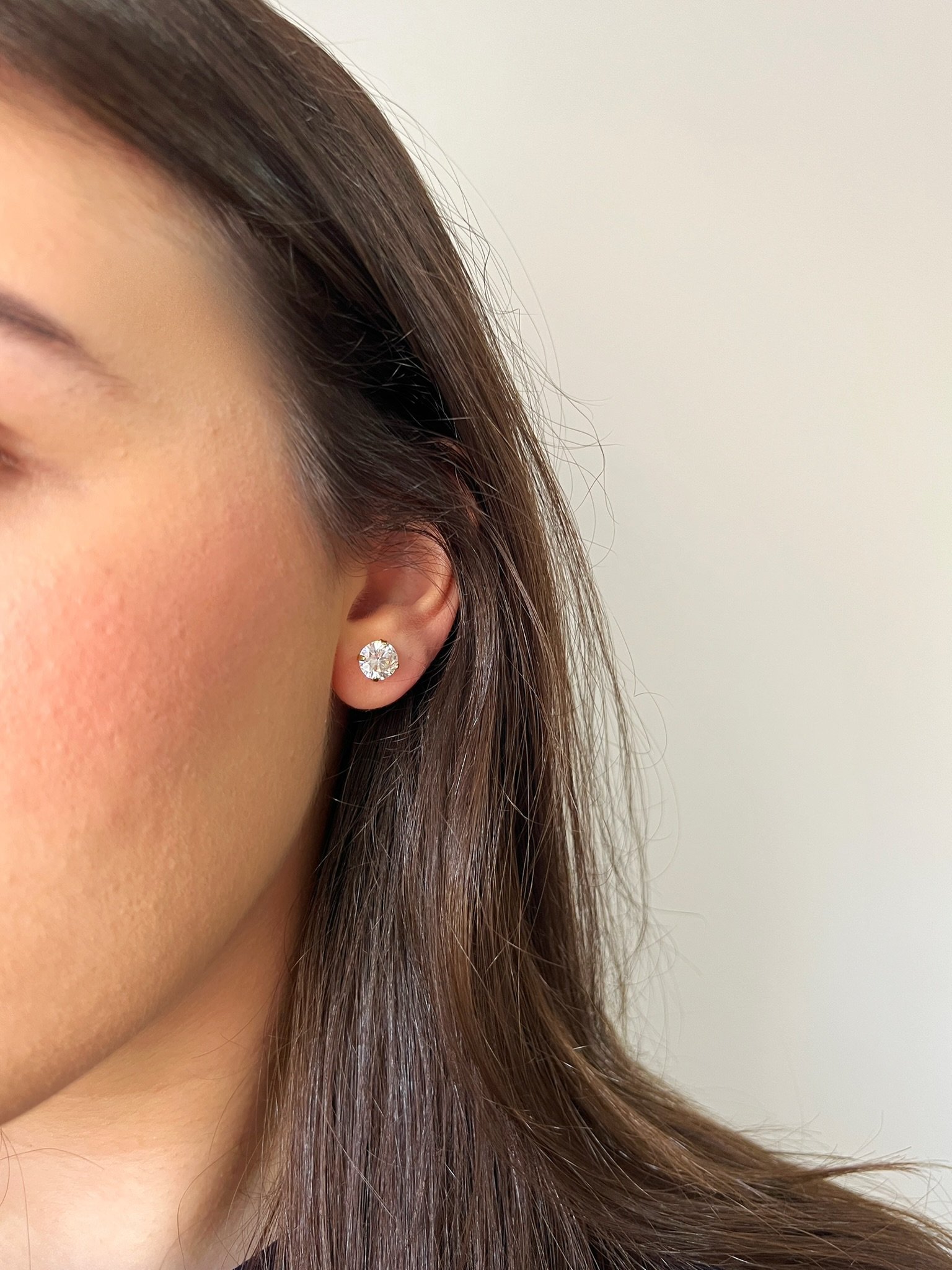 Brinco Ponto de Luz M Banhado a Ouro 18k