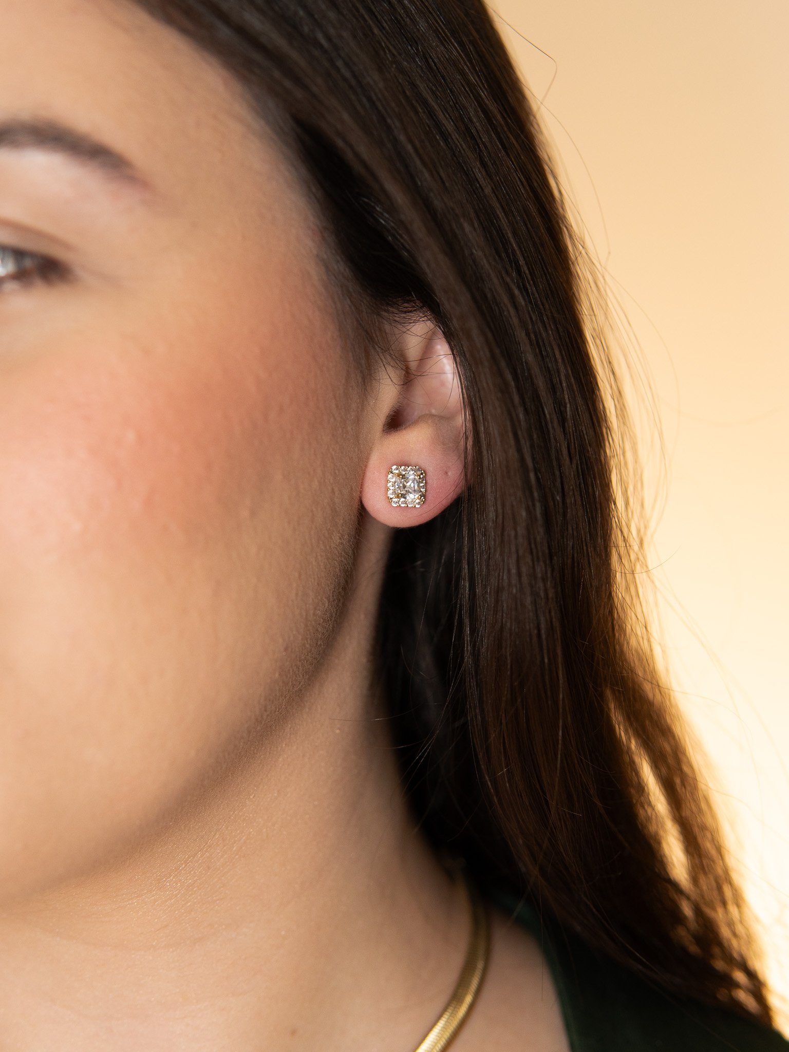 Brinco Quadrado Cravejado Banhado a Ouro 18k