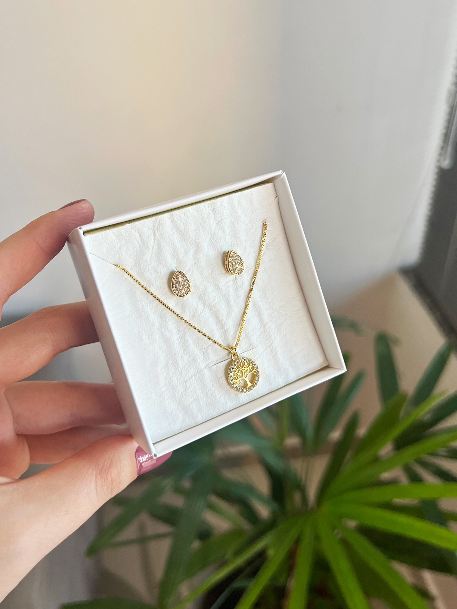 Colar Árvore da Vida Banhado a Ouro 18k