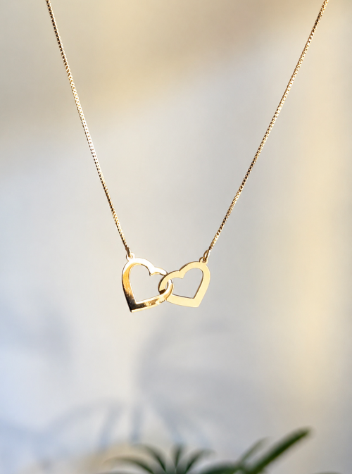 Colar Coração Entrelaçado Banhado a Ouro 18k