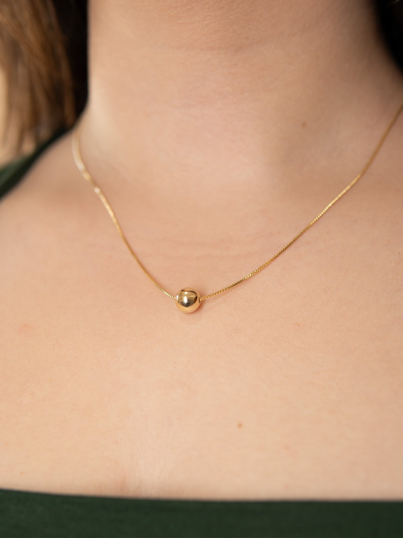 Colar Esfera Semijoia Banhada a Ouro 18k