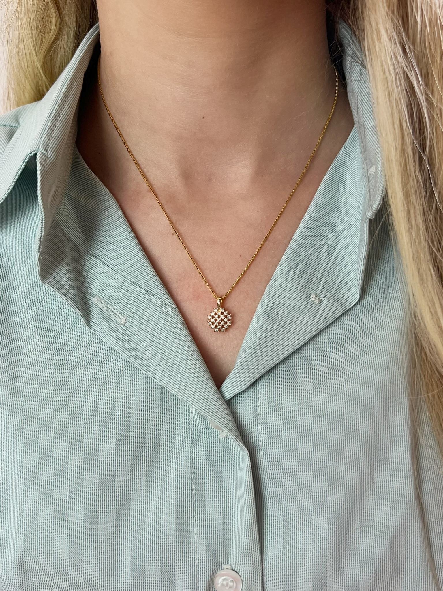 Conjunto Chuveirinho Cravejado Banhado a Ouro 18k