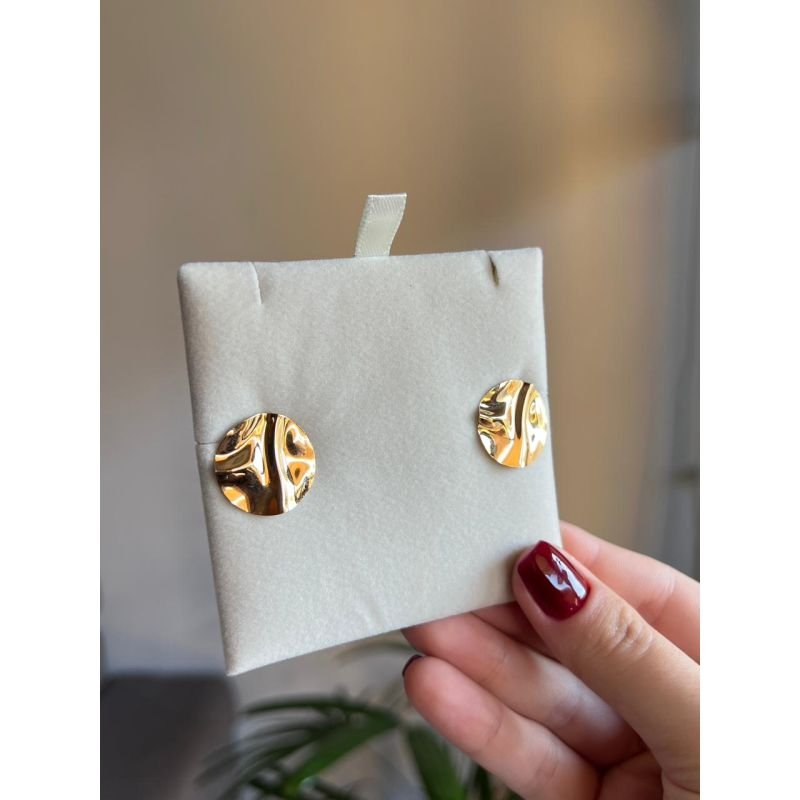 Kit Brinco Medalha + Colar Fita Lisa Banhado a Ouro 18k