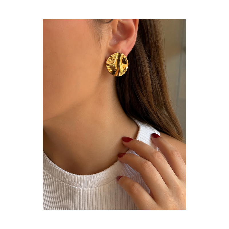 Kit Brinco Medalha + Colar Fita Lisa Banhado a Ouro 18k