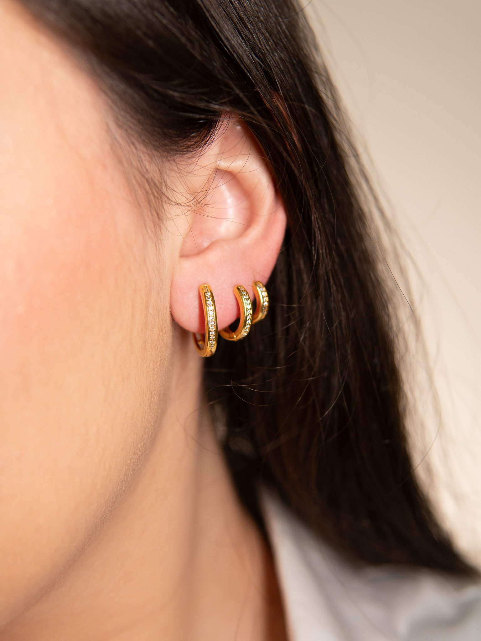 Trio de Argolinhas Cravejadas Banhado a Ouro 18k