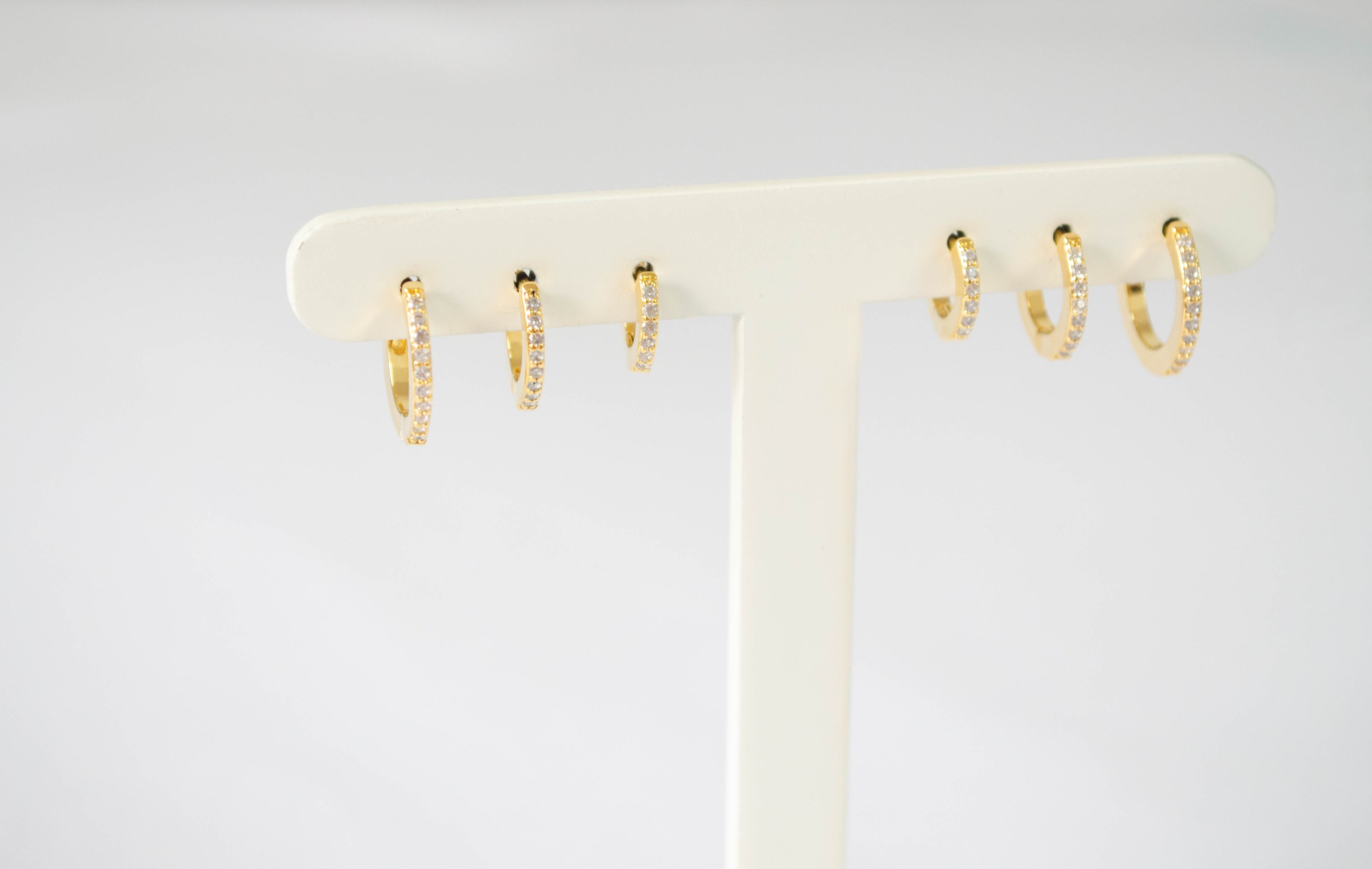 Trio de Argolinhas em Zircônias Banhado a Ouro 18k