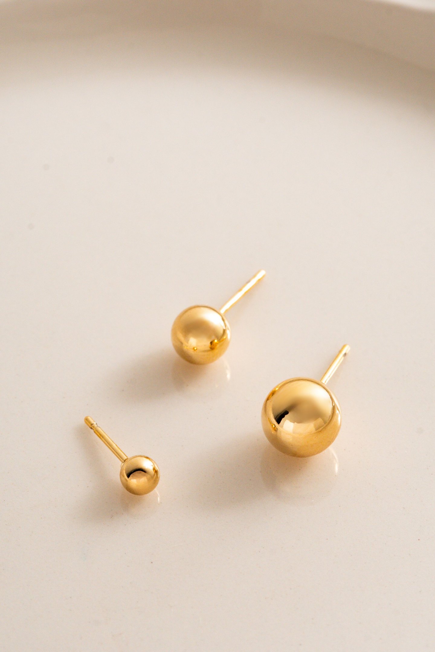 Trio de Esferas Banhado a Ouro 18k